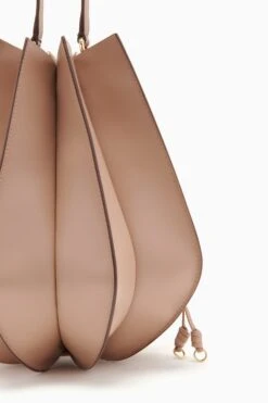 ULLA JOHNSON Lotus Flower Large Shoulder Bag - Mica -fashion store FA231101 LOTUSFLOWERLARGESHOULDERBAG GLAZE c r web