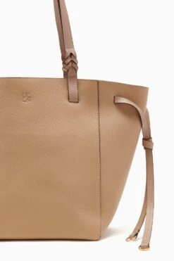 ULLA JOHNSON Alma Everyday Tote - Mica 11 ULLA JOHNSON Alma Everyday Tote - Mica -fashion store FA231117 EVERYDAYTOTE GLAZE c r web