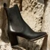 ULLA JOHNSON Taryn Chelsea Boot - Noir -fashion store UJ AW23 Alts L1 11 WEB