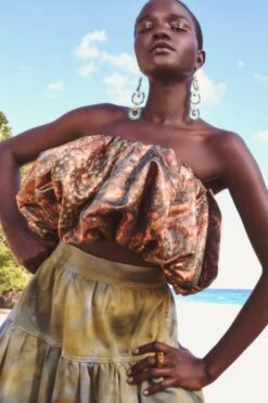 ULLA JOHNSON Lyla Top - Woodland -fashion store UJ PF23 PDP ALT CROP 1500x2250 11