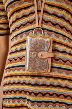 ULLA JOHNSON Alvie Card Holder - Champagne -fashion store ULLA JOHNSON Alvie Card Holder Rose Gold 0028