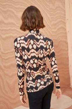 ULLA JOHNSON Aurelia Turtleneck - Obsidian 10 ULLA JOHNSON Aurelia Turtleneck - Obsidian -fashion store ULLA JOHNSON Aurelia Turtleneck OBSIDIAN 03