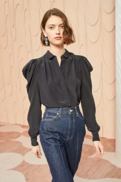 ULLA JOHNSON Dari Blouse - Noir -fashion store ULLA JOHNSON Dara Blouse NOIR 01 MAIN