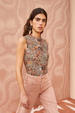 ULLA JOHNSON Ines Top - Wheat Flower 11 ULLA JOHNSON Ines Top - Wheat Flower -fashion store ULLA JOHNSON Ines Top WHEAT FLOWER 0133