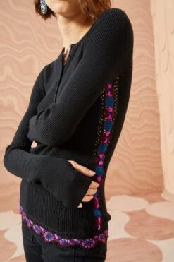 ULLA JOHNSON Juniper Pullover - Noir 11 ULLA JOHNSON Juniper Pullover - Noir -fashion store ULLA JOHNSON Juniper Pullover NOIR 05