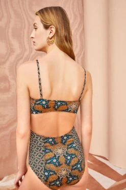 ULLA JOHNSON Luna Maillot - Parrot -fashion store ULLA JOHNSON Luna Maillot PARROT 04