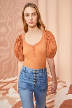 ULLA JOHNSON Marika Top - Chestnut -fashion store ULLA JOHNSON Marika Top CHESTNUT 05