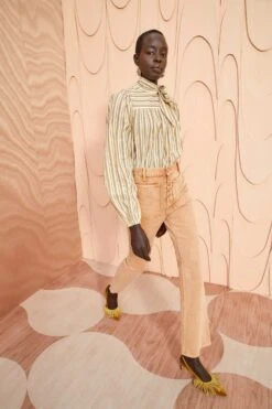 ULLA JOHNSON Opal Blouse - Sand 11 ULLA JOHNSON Opal Blouse - Sand -fashion store ULLA JOHNSON Opal Blouse SAND 0129