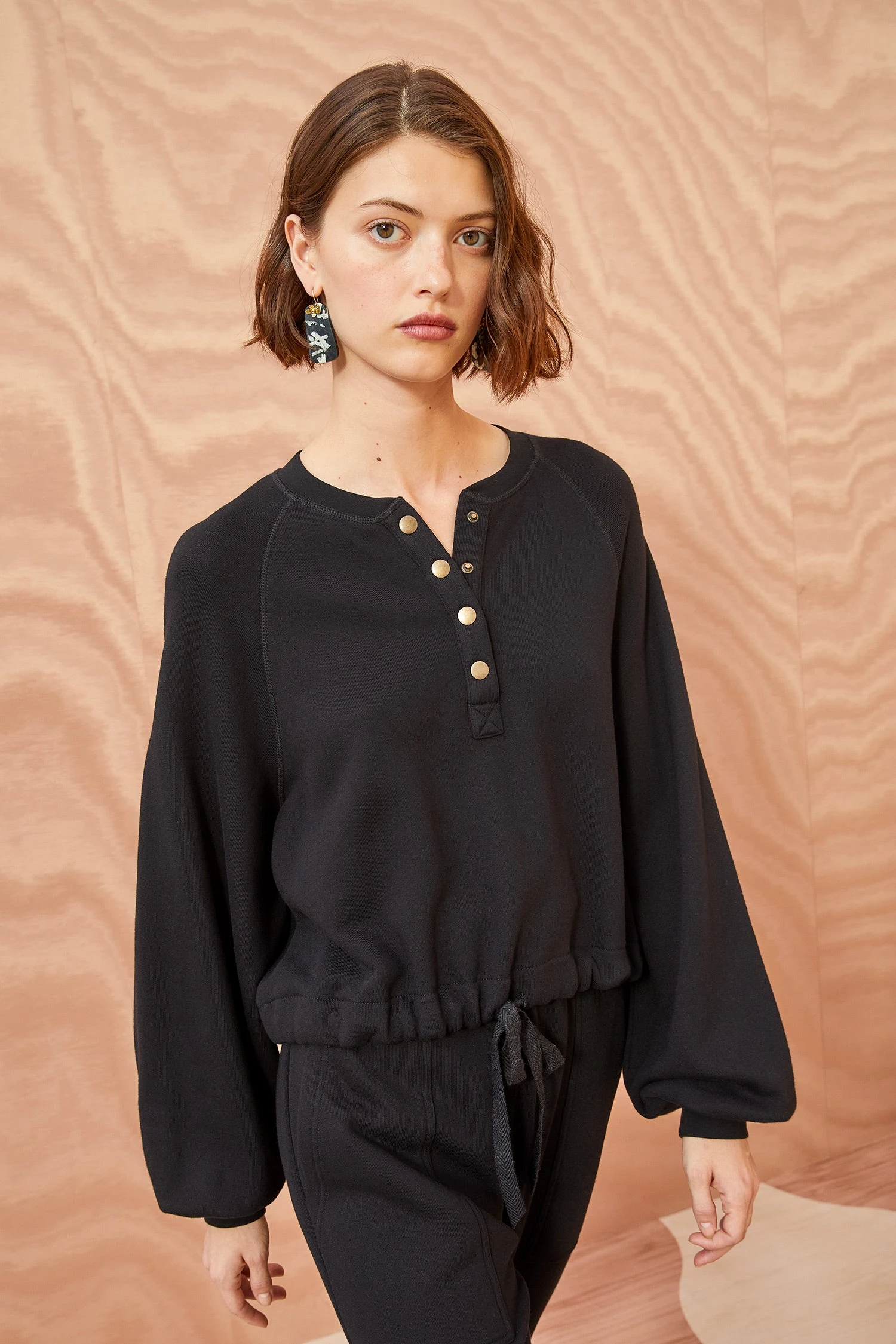 ULLA JOHNSON Tess Pullover - Noir 7 ULLA JOHNSON Tess Pullover - Noir - Image 5
